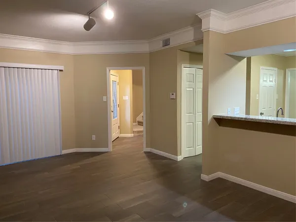 $3,200 | 12625 Memorial Drive, Unit 137, Houston, TX 77024