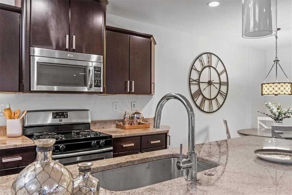 1822 Harcum Way, Unit 1 Pittsburgh, PA 15203 - Photo 15 of 39