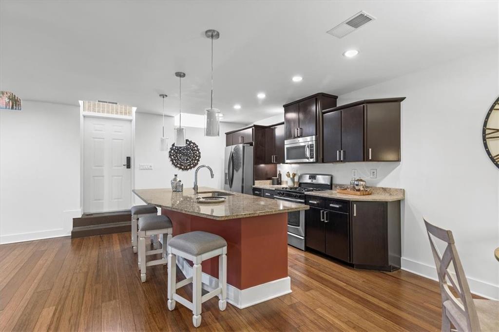 1822 Harcum Way, Unit 1 Pittsburgh, PA 15203 - Photo 17 of 39