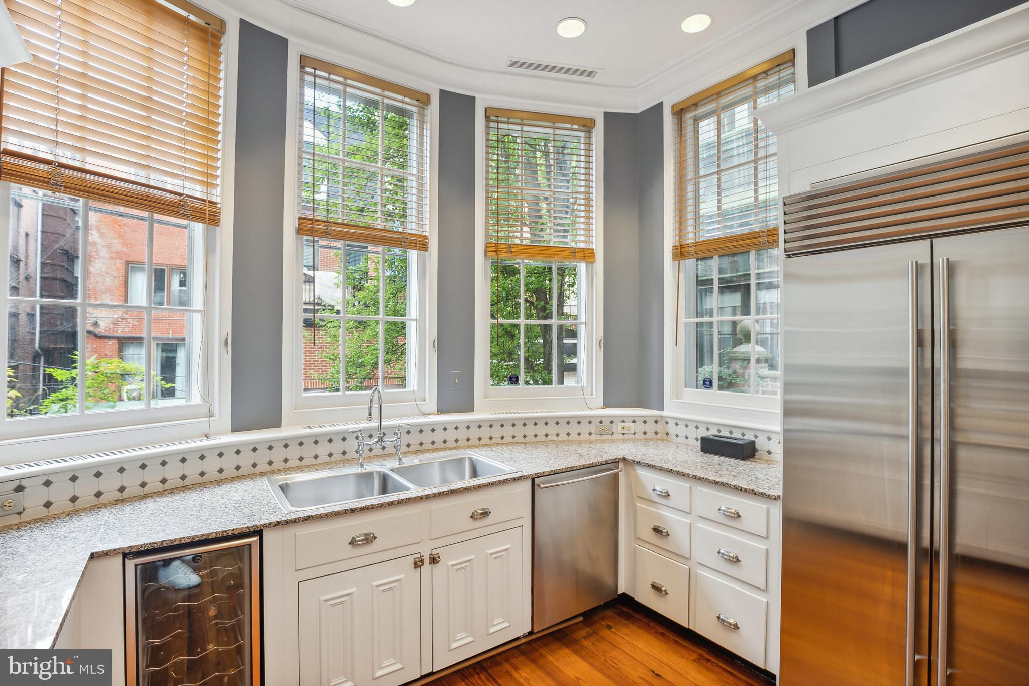 2017 Delancey Place Philadelphia, PA 19103 - Photo 12 of 38 Kitchen