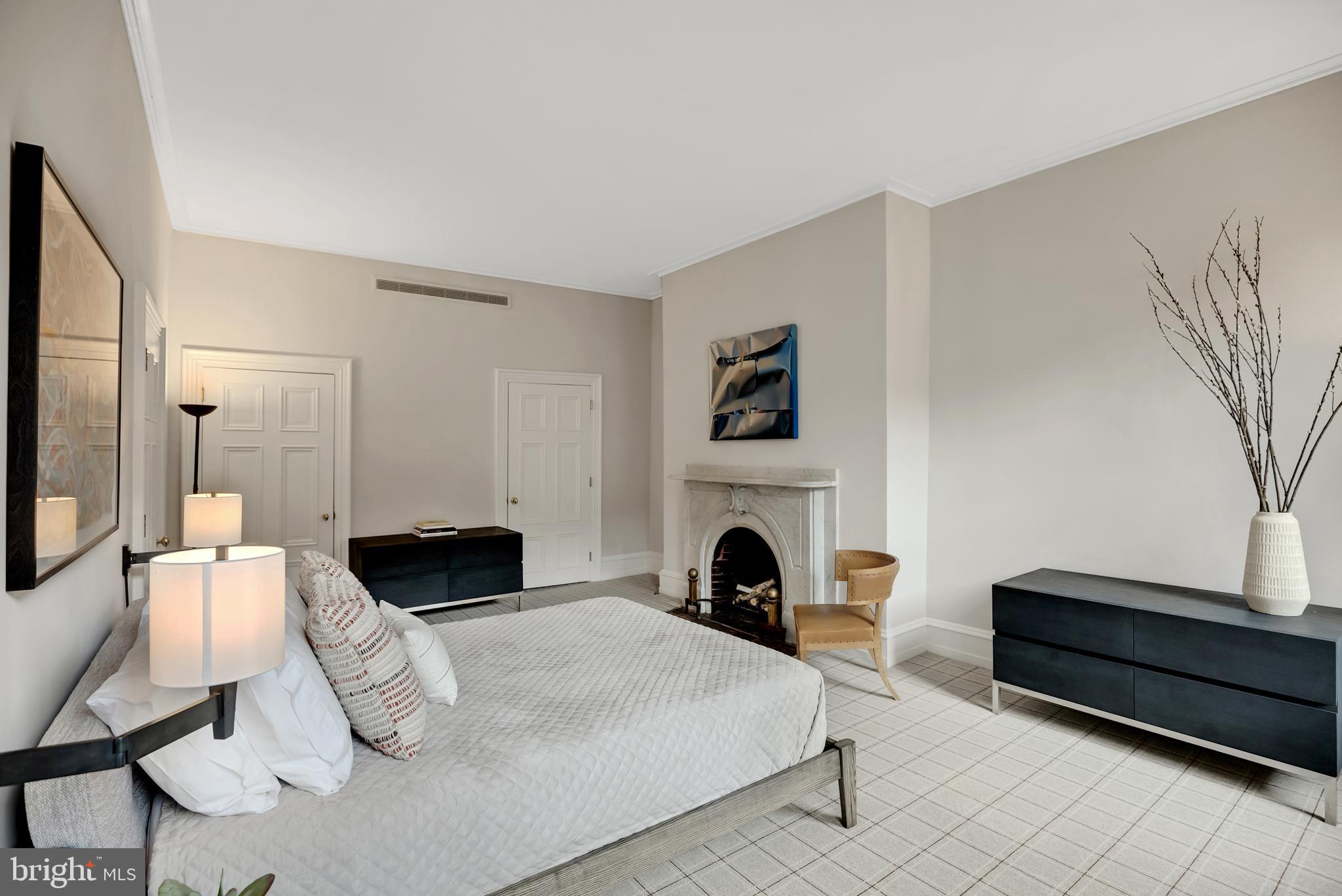 2017 Delancey Place Philadelphia, PA 19103 - Photo 23 of 38 Bedrooom