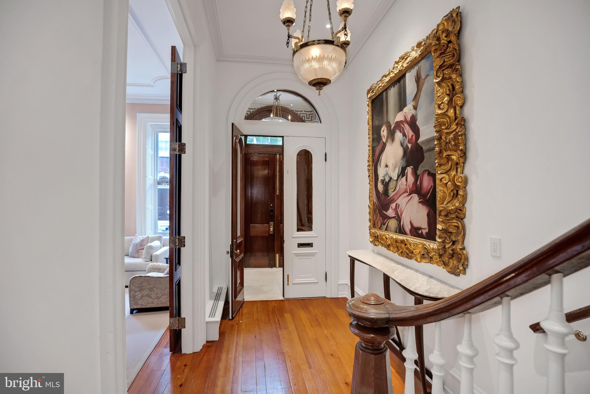 2017 Delancey Place Philadelphia, PA 19103 - Photo 3 of 38 Entry