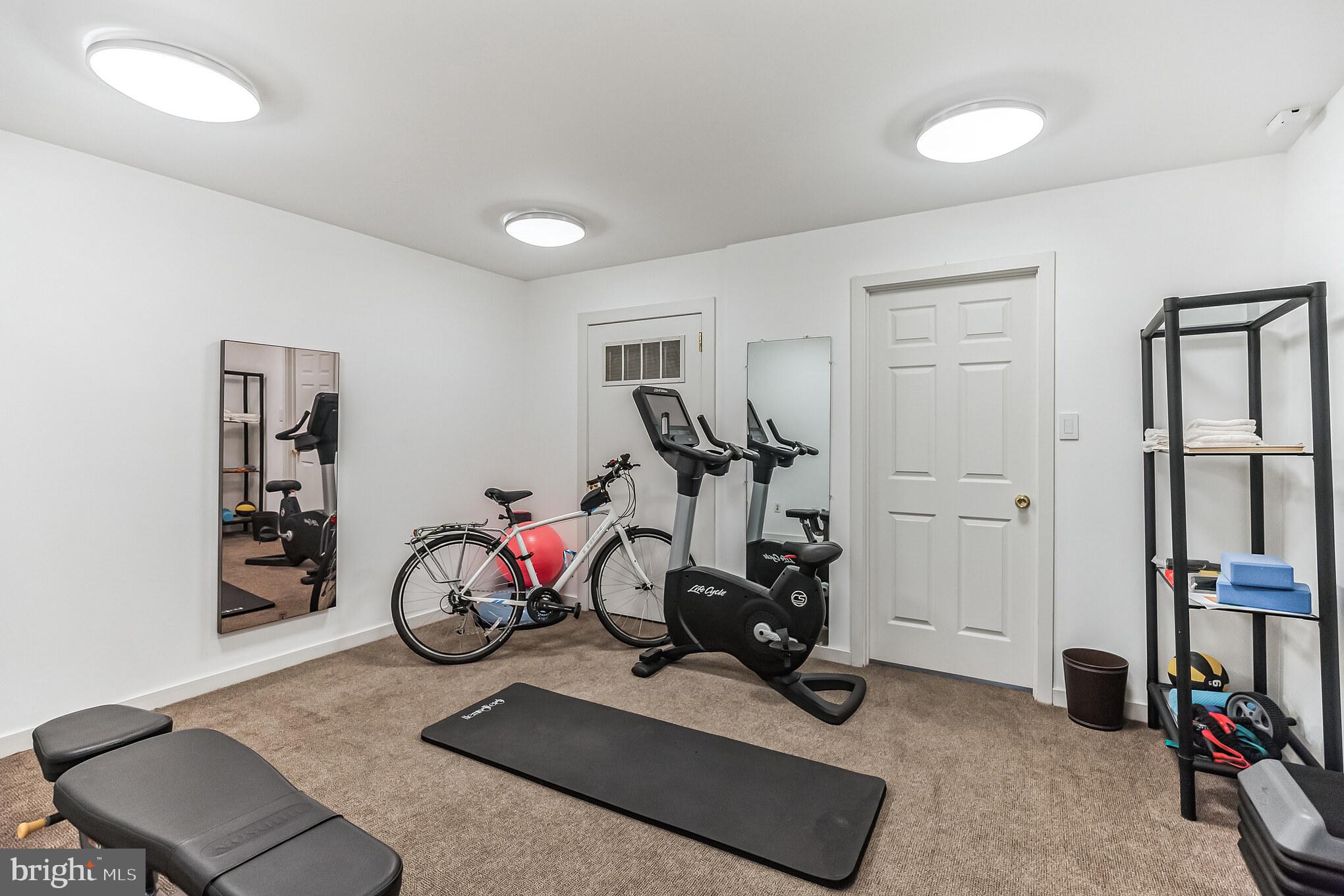 2017 Delancey Place Philadelphia, PA 19103 - Photo 32 of 38 Gym