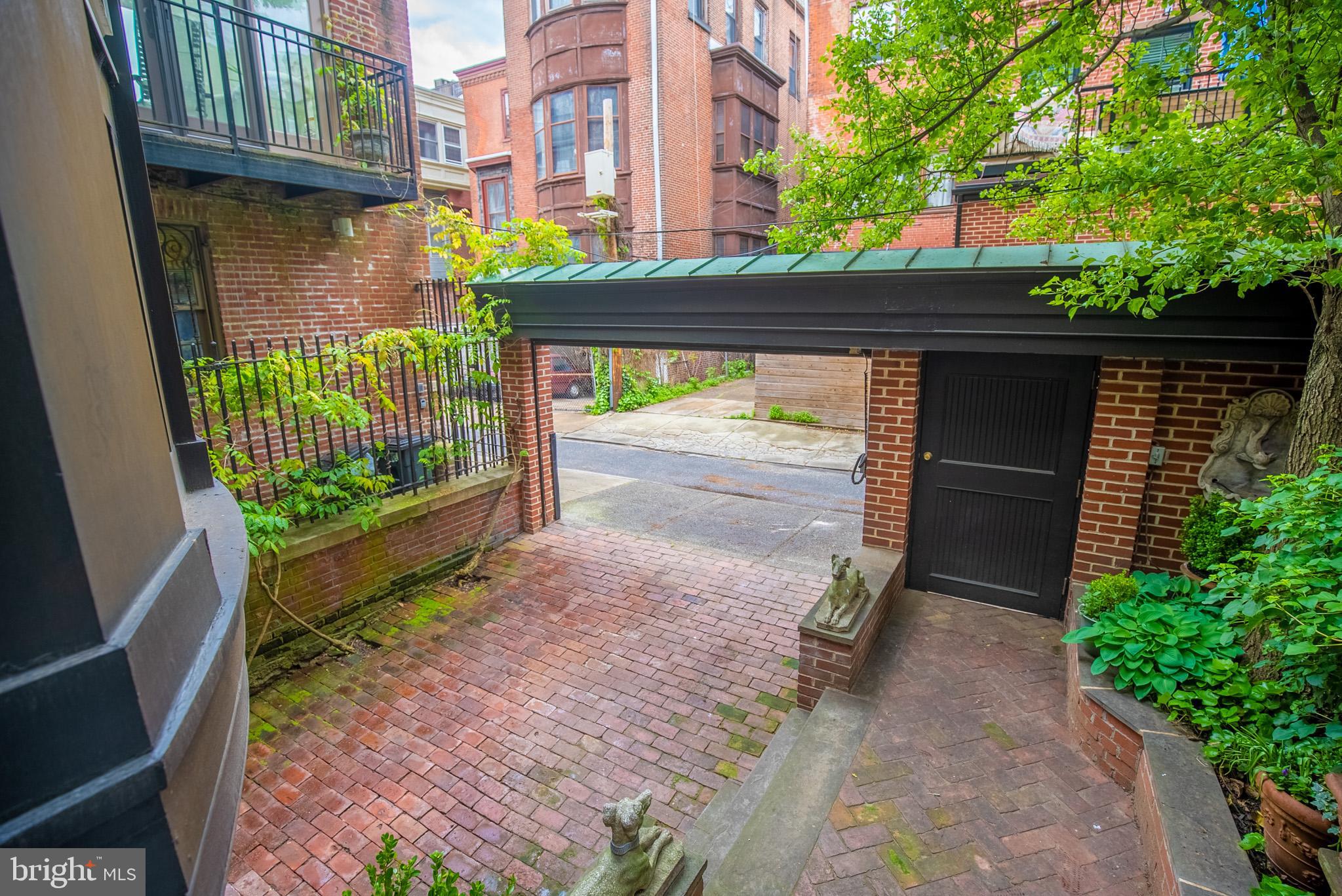 2017 Delancey Place Philadelphia, PA 19103 - Photo 33 of 38 Driveway