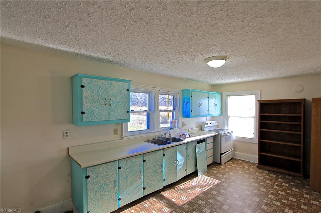 315 Ped Road Madison, NC 27025 - Photo 8 of 19 Gallery Image 8