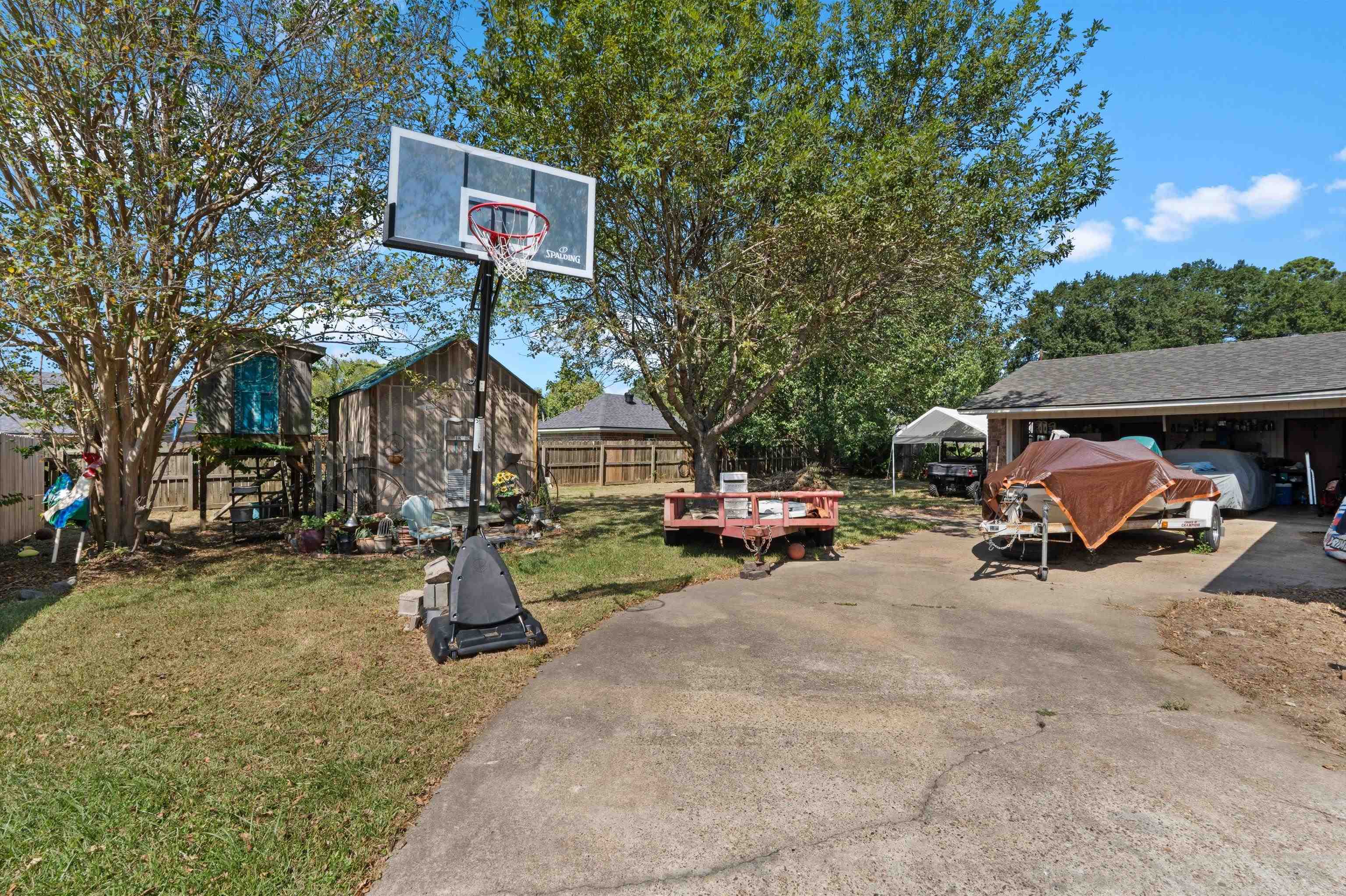 187 Parker Street Carthage, TX 75633 - Photo 4 of 23 Gallery Image 4