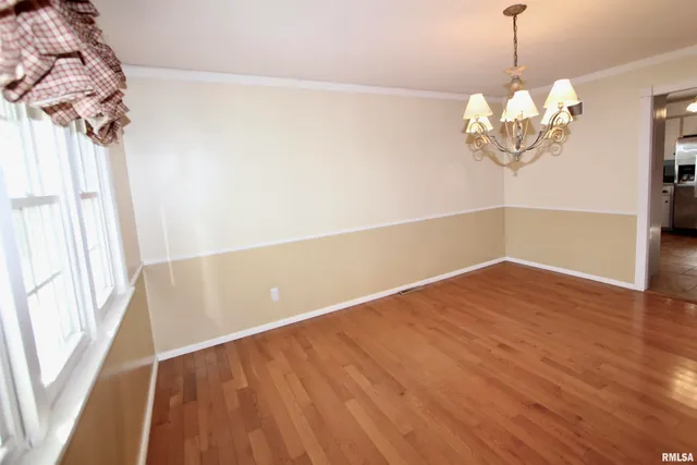 $230,000 | 5928 North Roxbury Lane, Peoria, IL 61614