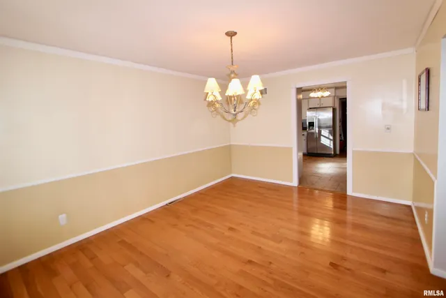 $230,000 | 5928 North Roxbury Lane, Peoria, IL 61614