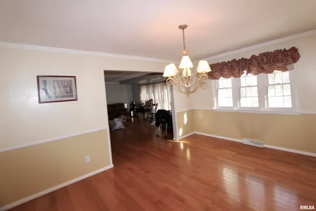 $230,000 | 5928 North Roxbury Lane, Peoria, IL 61614