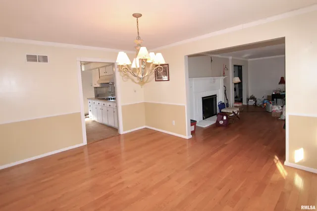 $230,000 | 5928 North Roxbury Lane, Peoria, IL 61614