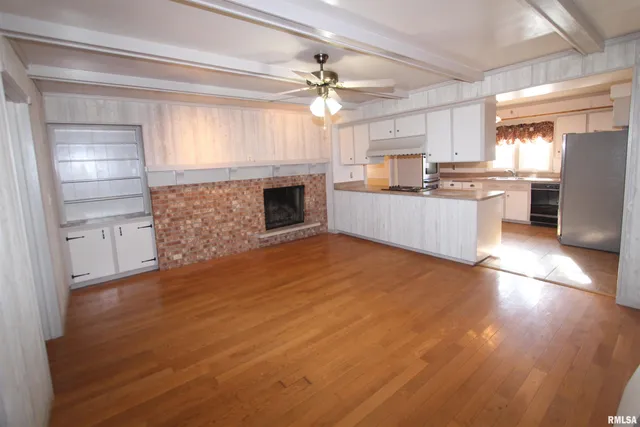 $230,000 | 5928 North Roxbury Lane, Peoria, IL 61614