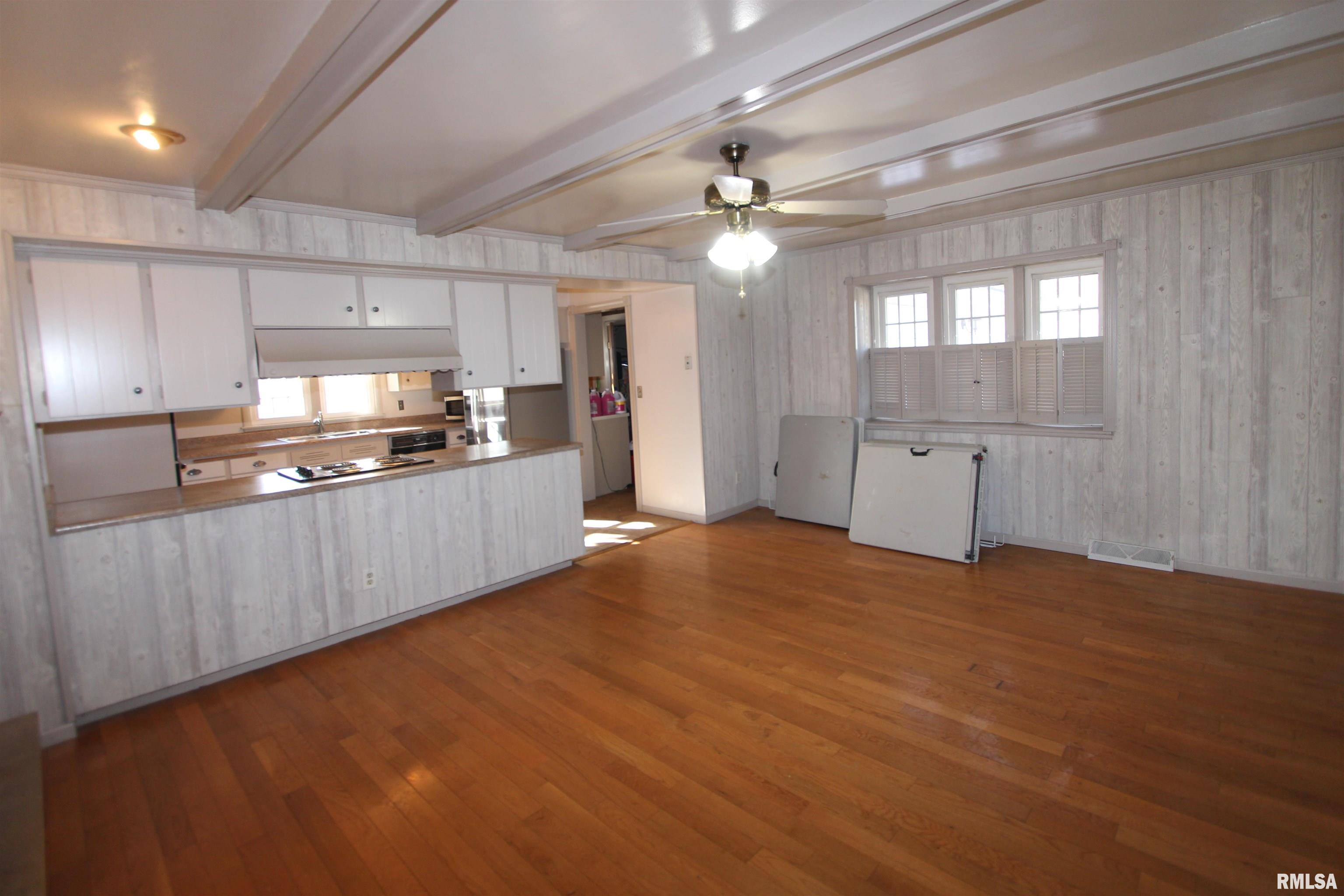 5928 North Roxbury Lane Peoria, IL 61614 - Photo 26 of 76