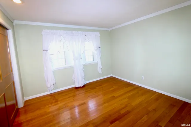 $230,000 | 5928 North Roxbury Lane, Peoria, IL 61614