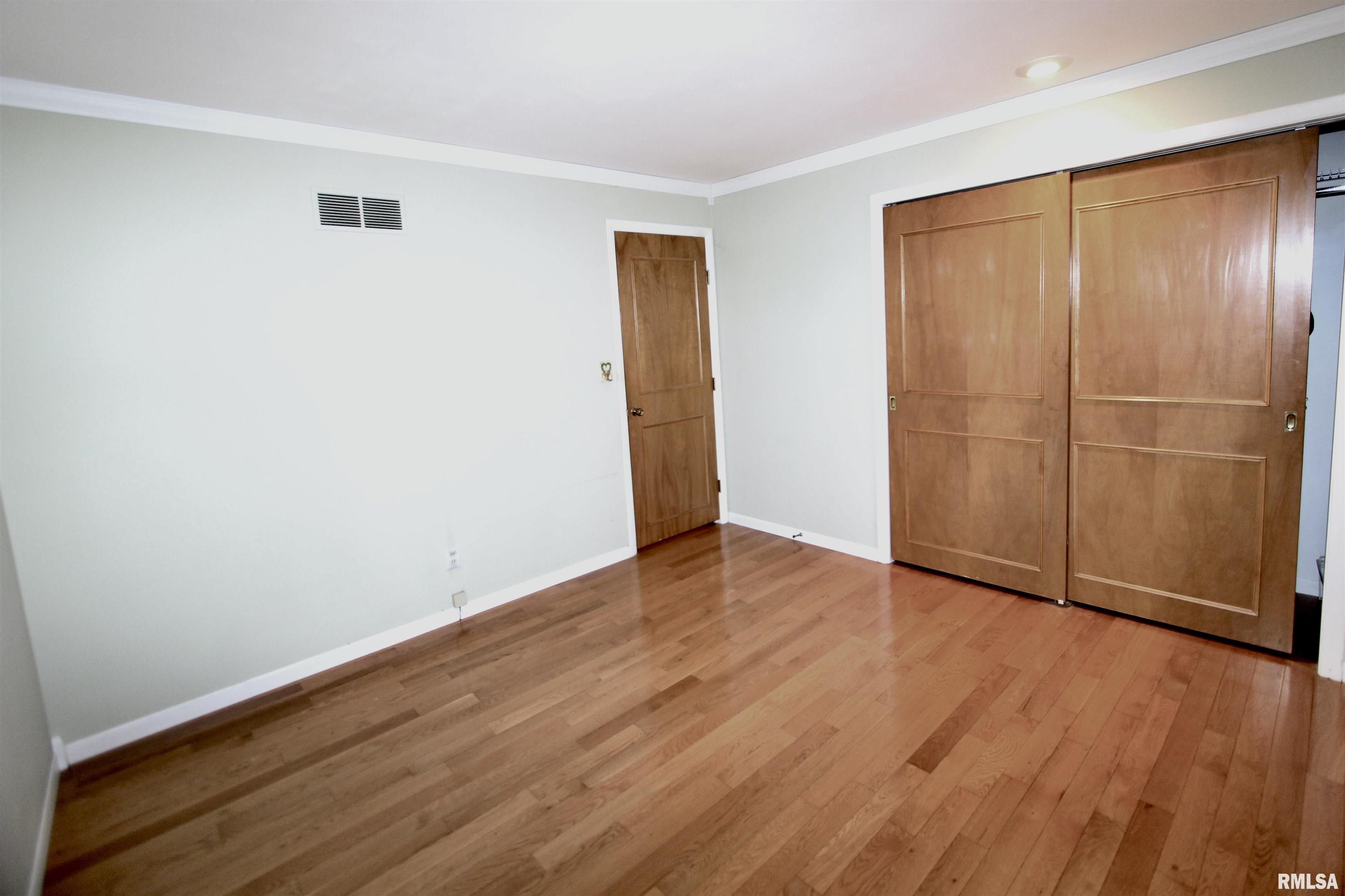 5928 North Roxbury Lane Peoria, IL 61614 - Photo 34 of 86