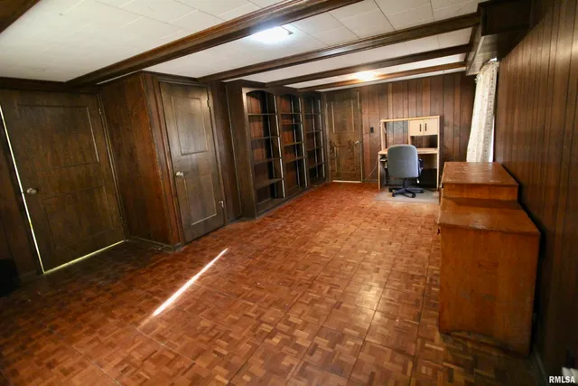 $230,000 | 5928 North Roxbury Lane, Peoria, IL 61614