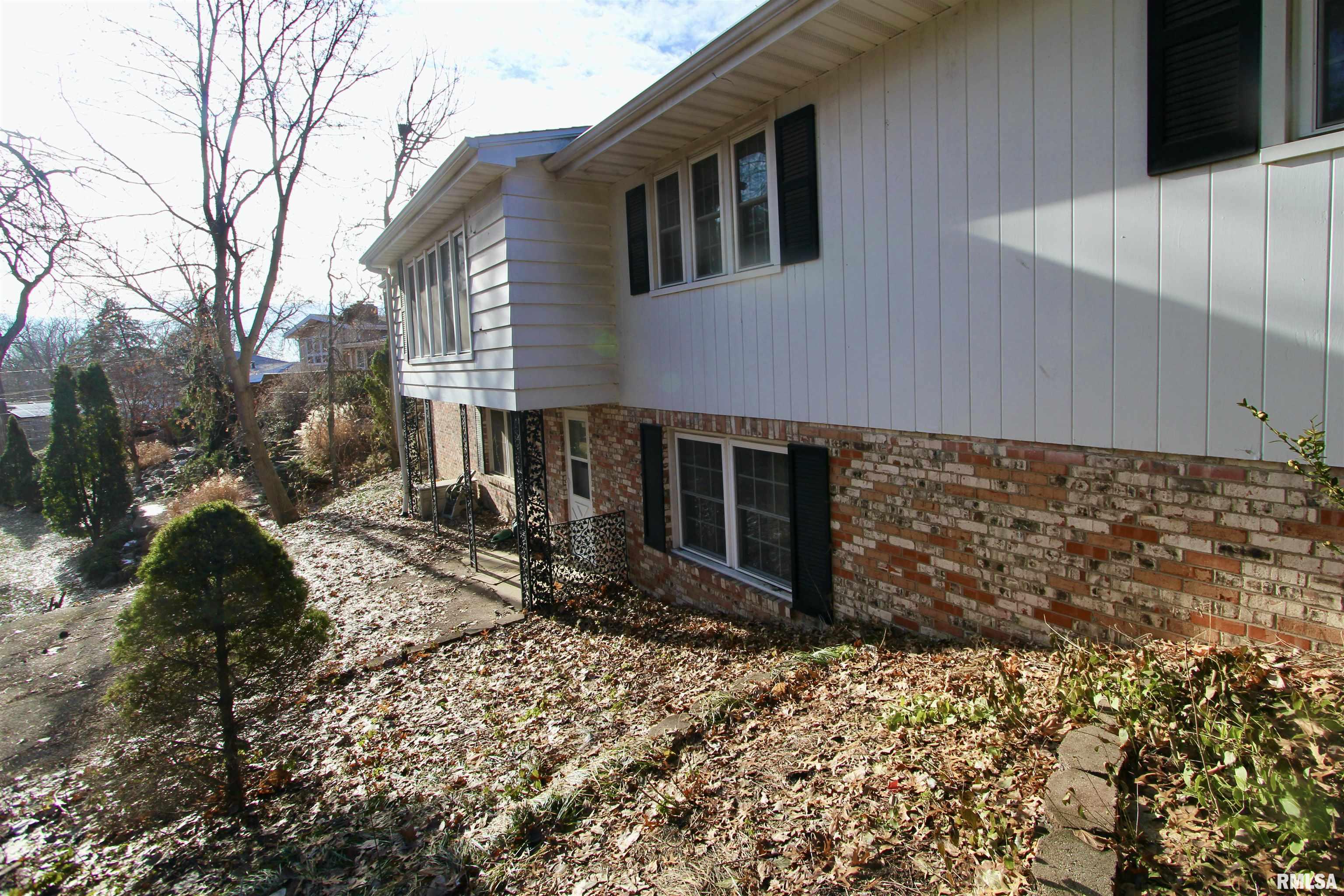 5928 North Roxbury Lane Peoria, IL 61614 - Photo 72 of 76