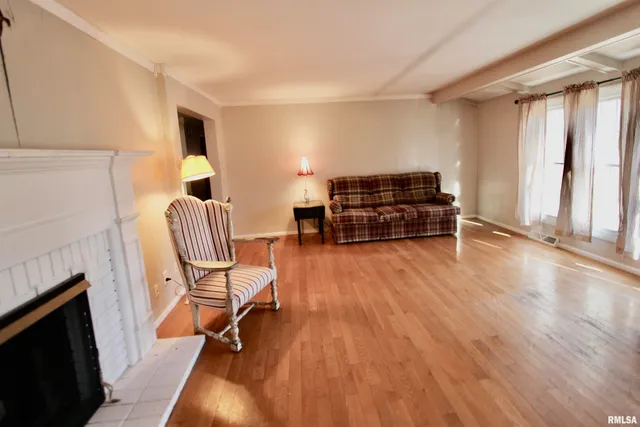 $230,000 | 5928 North Roxbury Lane, Peoria, IL 61614