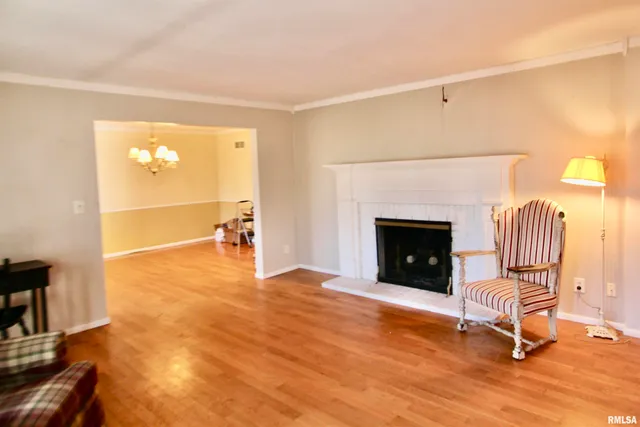 $230,000 | 5928 North Roxbury Lane, Peoria, IL 61614