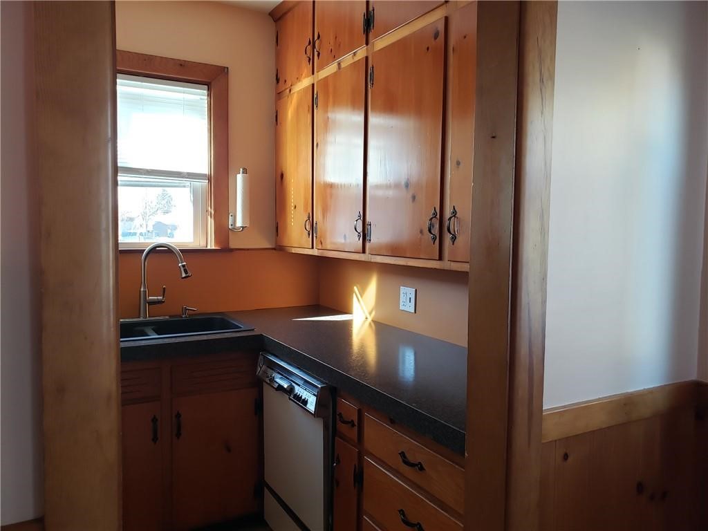 40 East Barrows Street, Unit 2 Cumberland, RI 02864 - Photo 4 of 18