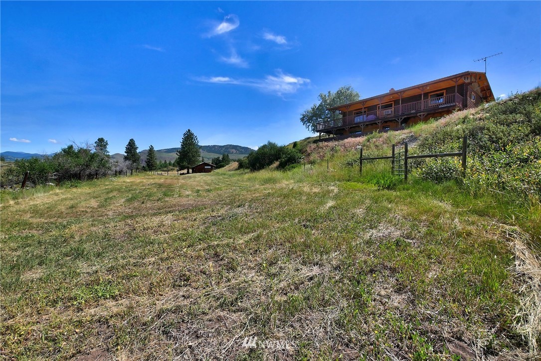 141 East Chewuch Road Winthrop, WA 98862 - Photo 22 of 39 Gallery Image 22