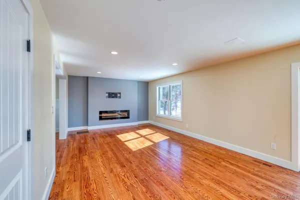 $1,200,000 | 36 Hill And Dale Road, Cortlandt Manor, NY 10567