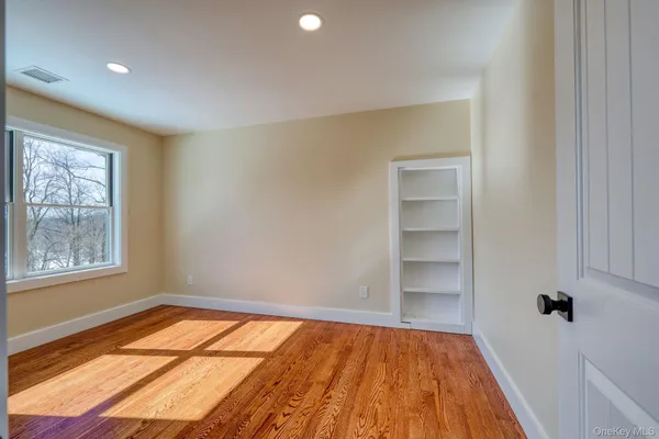 $1,200,000 | 36 Hill And Dale Road, Cortlandt Manor, NY 10567