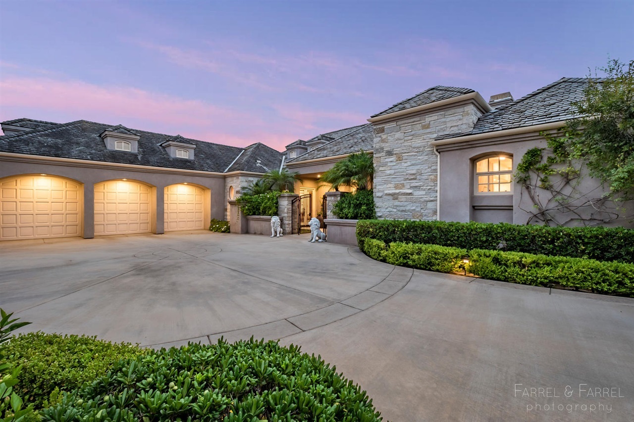 14449 Strawberry Road Rancho Santa Fe, CA 92067 - Photo 3 of 25 Gallery Image 3