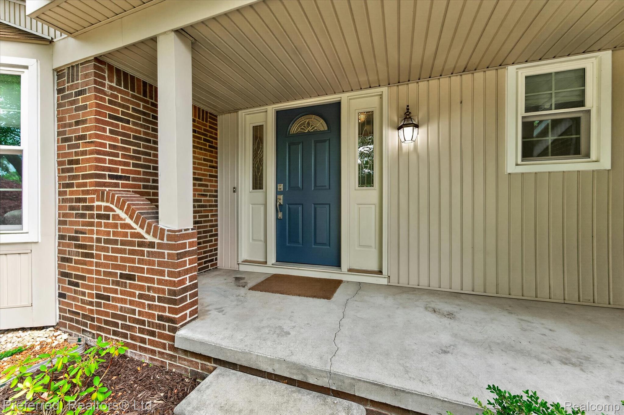 43751 Oakbrook Road Canton, MI 48187 - Photo 4 of 47 Covered Porch