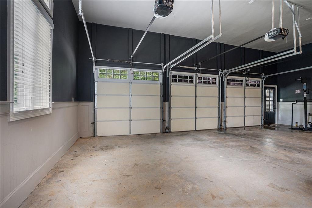 4025 Cascade Road Atlanta, GA 30331 - Photo 42 of 48 a view of a garage