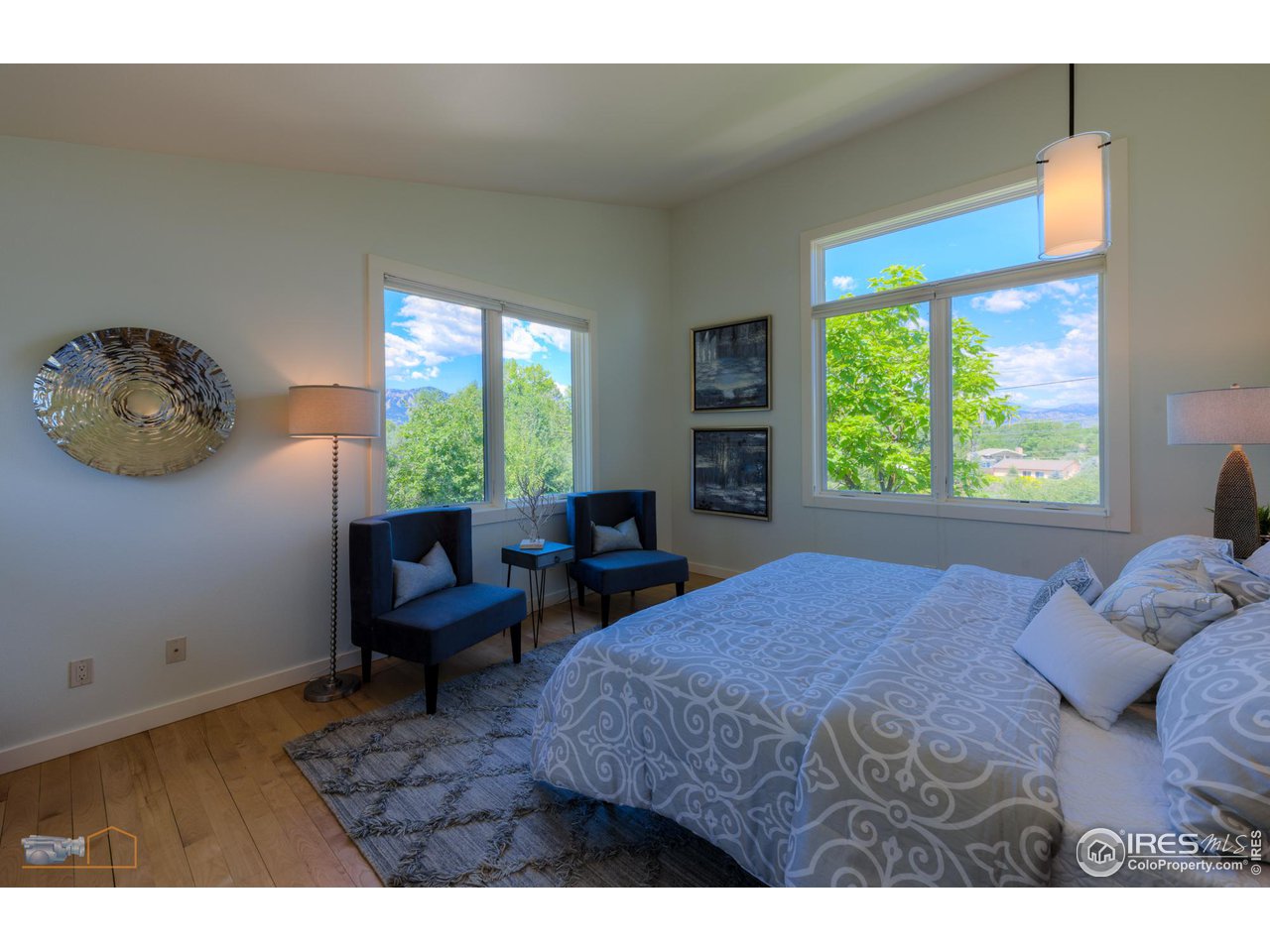 6423 Clearview Road Boulder, CO 80303 - Photo 11 of 40 a bedroom with a bed and a window