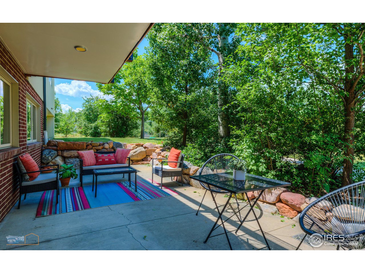 6423 Clearview Road Boulder, CO 80303 - Photo 21 of 40 a view of an outdoor space