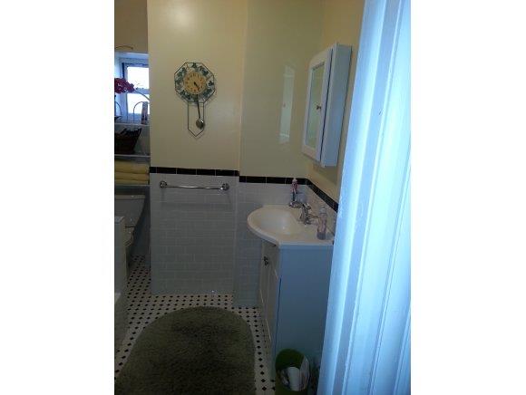 615 Lexington Avenue Brooklyn, NY 11221 - Photo 8 of 12