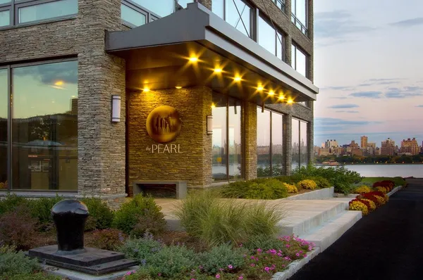 a view of parking area