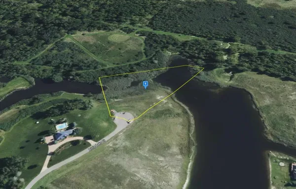 $89,999 | 695 Little Lake Road, Ortonville, MI 48462