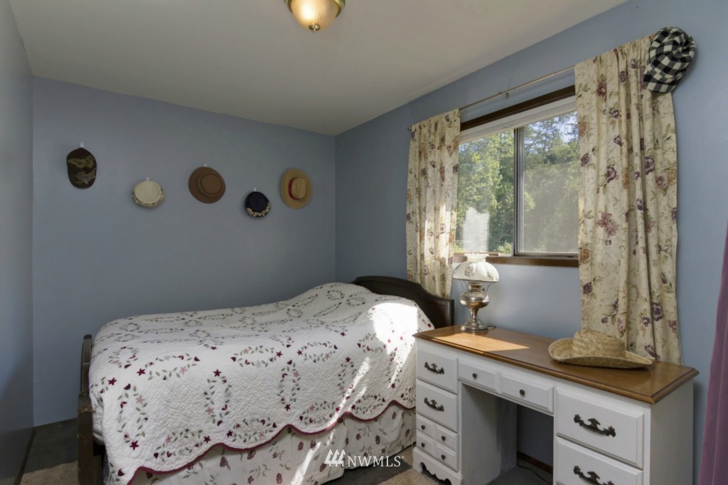 7688 Kendall Road Maple Falls, WA 98266 - Photo 12 of 25 Gallery Image 12