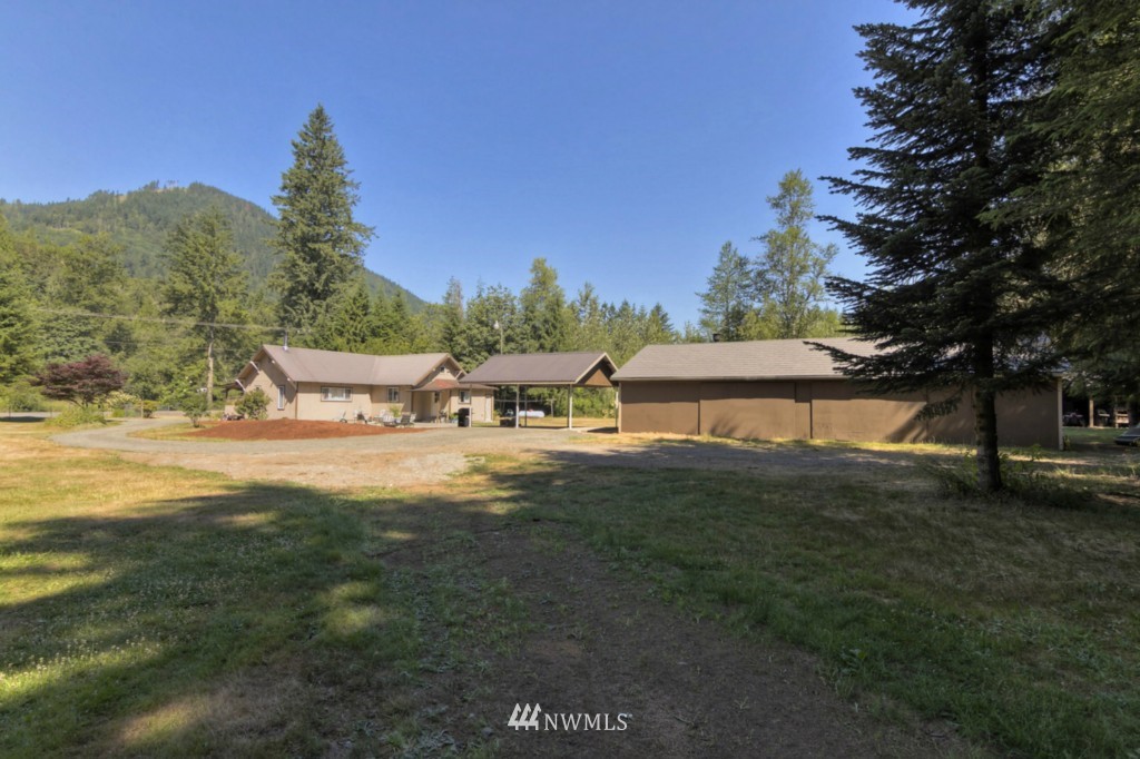 7688 Kendall Road Maple Falls, WA 98266 - Photo 18 of 25 Gallery Image 18