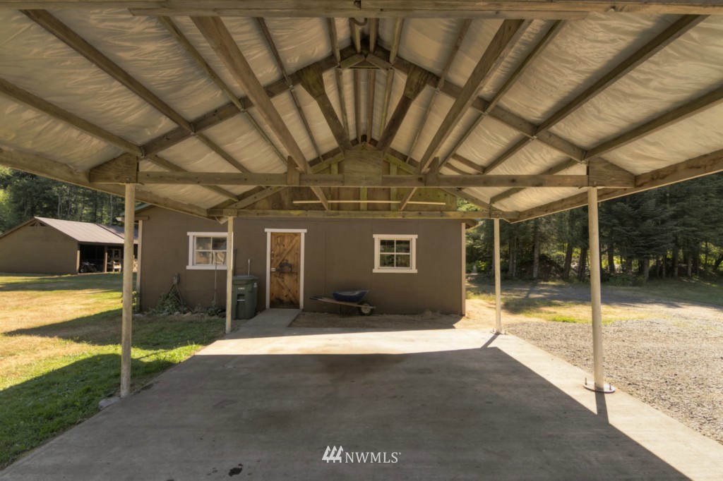 7688 Kendall Road Maple Falls, WA 98266 - Photo 20 of 25 Gallery Image 20