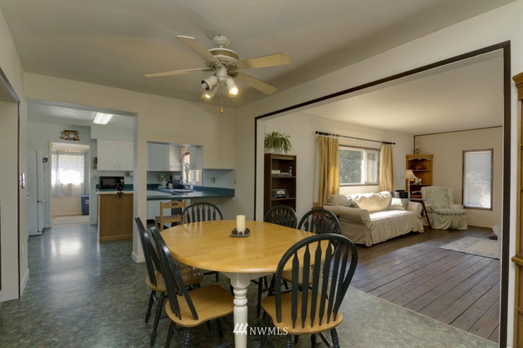 7688 Kendall Road Maple Falls, WA 98266 - Photo 5 of 25 Gallery Image 5