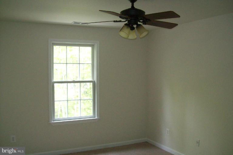 5639 Shady Side Road Churchton, MD 20733 - Photo 4 of 10 Bedroom