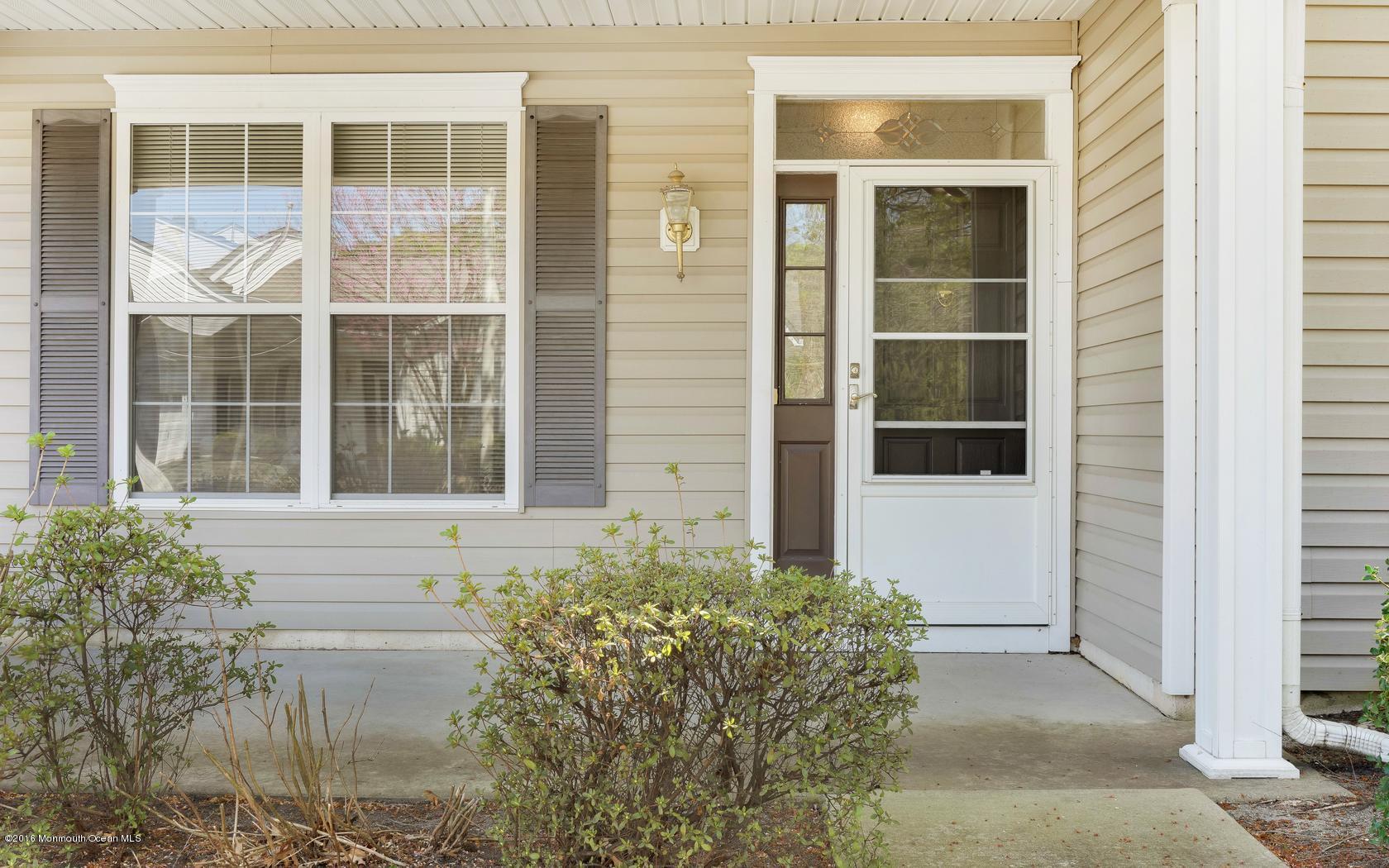 33 Silverside Road Lakewood, NJ 08701 - Photo 30 of 31 6-photo-web-1680x1050-290369