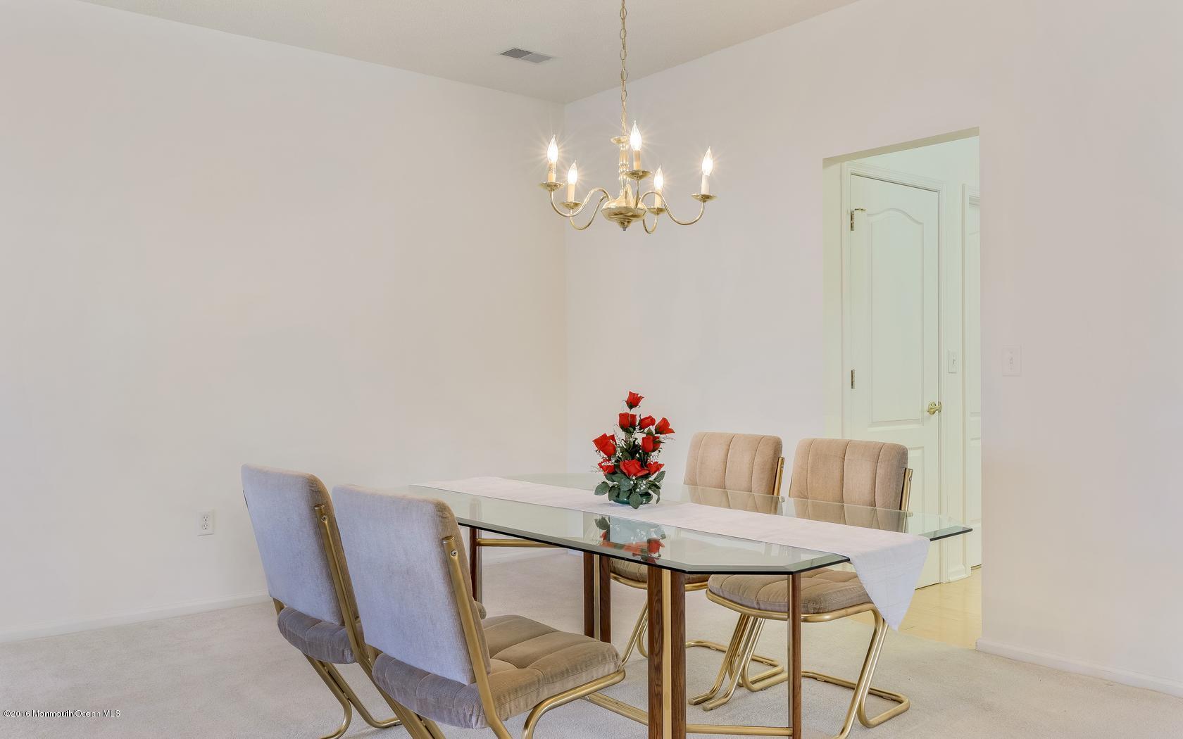 33 Silverside Road Lakewood, NJ 08701 - Photo 8 of 31 11-photo-web-1680x1050-96136