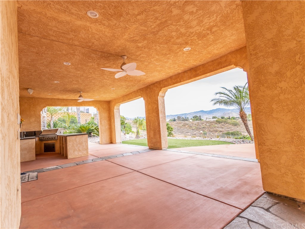 2834 Paseo Del Bianco Escondido, CA 92025 - Photo 32 of 42