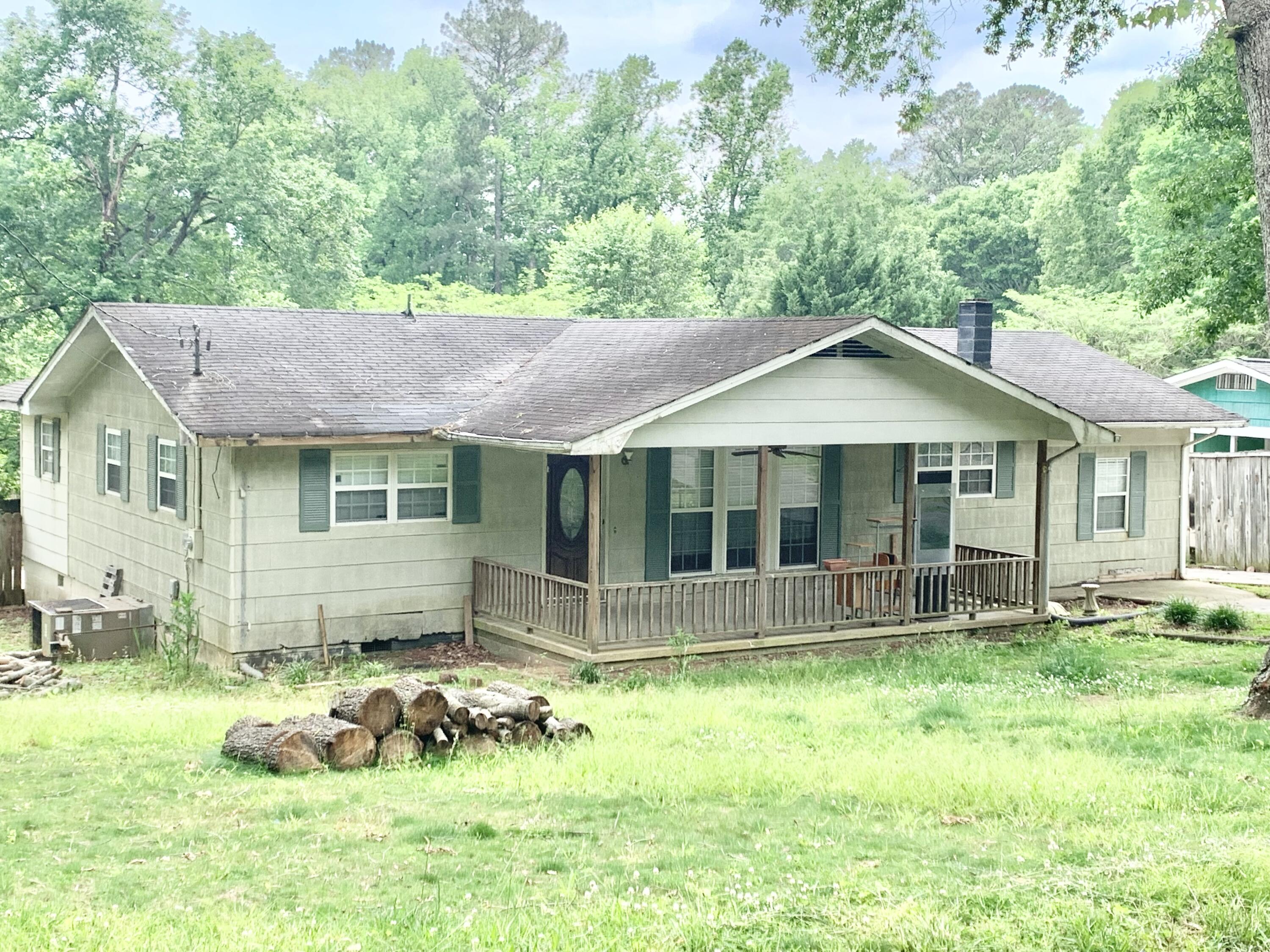 240 Reed Street Trion, GA 30753 - Photo 1 of 8 IMG_5766