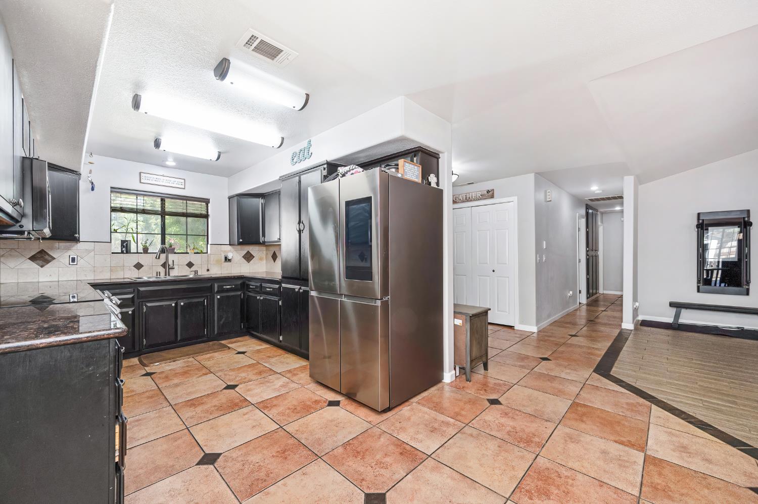 7806 Antelope Road Citrus Heights, CA 95610 - Photo 38 of 99 Gallery Image 38