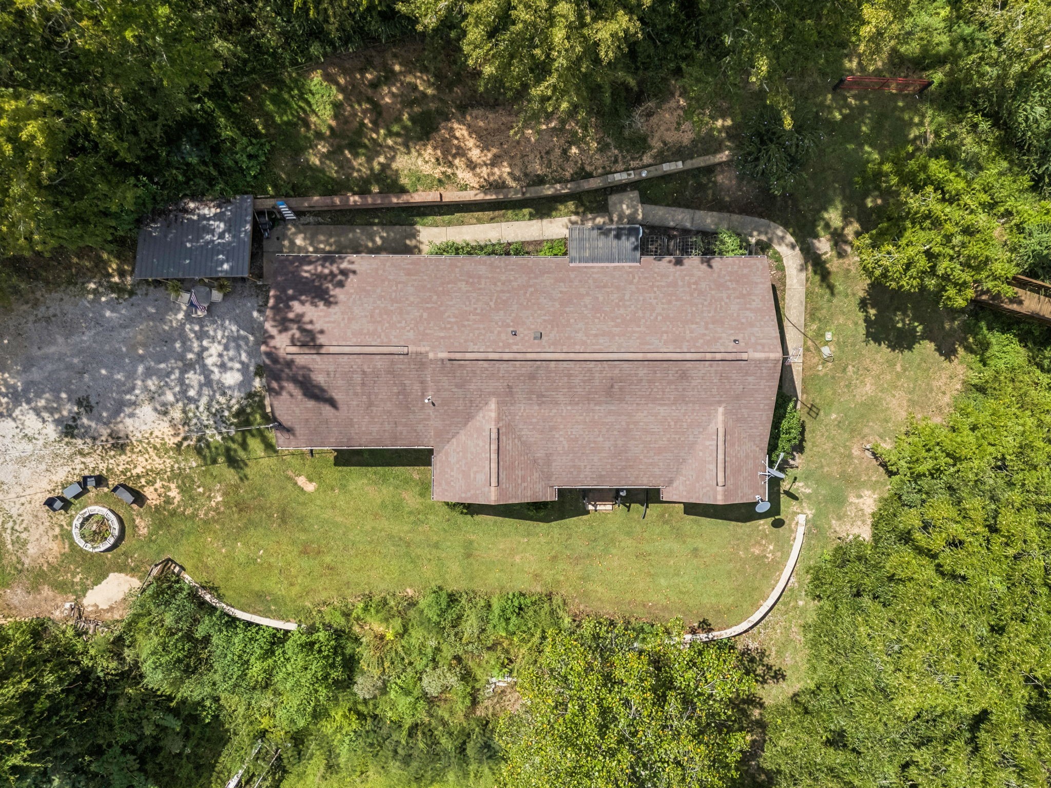 4951 Weakley Creek Road Lawrenceburg, TN 38464 - Photo 43 of 75 an aerial view of a house