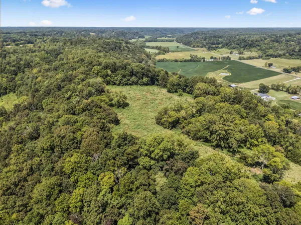 $594,900 | 4951 Weakley Creek Road, Lawrenceburg, TN 38464