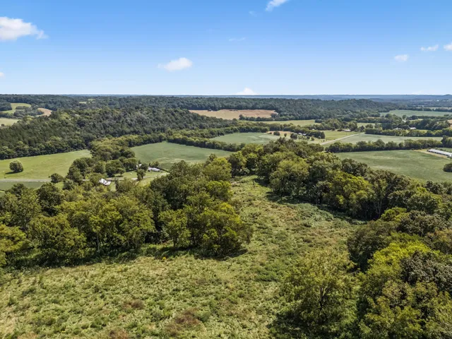 $594,900 | 4951 Weakley Creek Road, Lawrenceburg, TN 38464