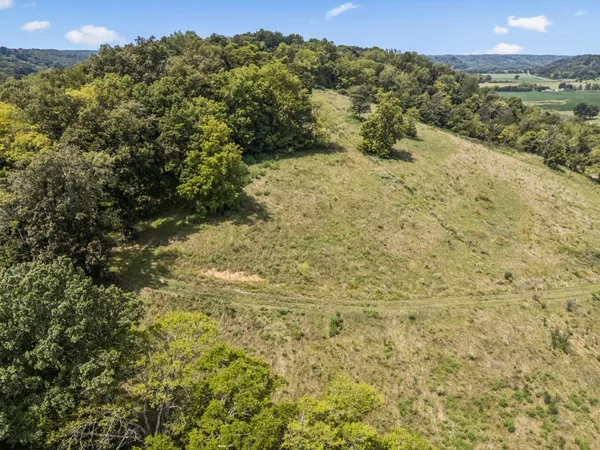 $594,900 | 4951 Weakley Creek Road, Lawrenceburg, TN 38464