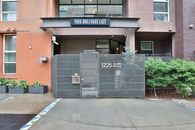 $2,500 | 1225 Island Avenue, San Diego, CA 92101