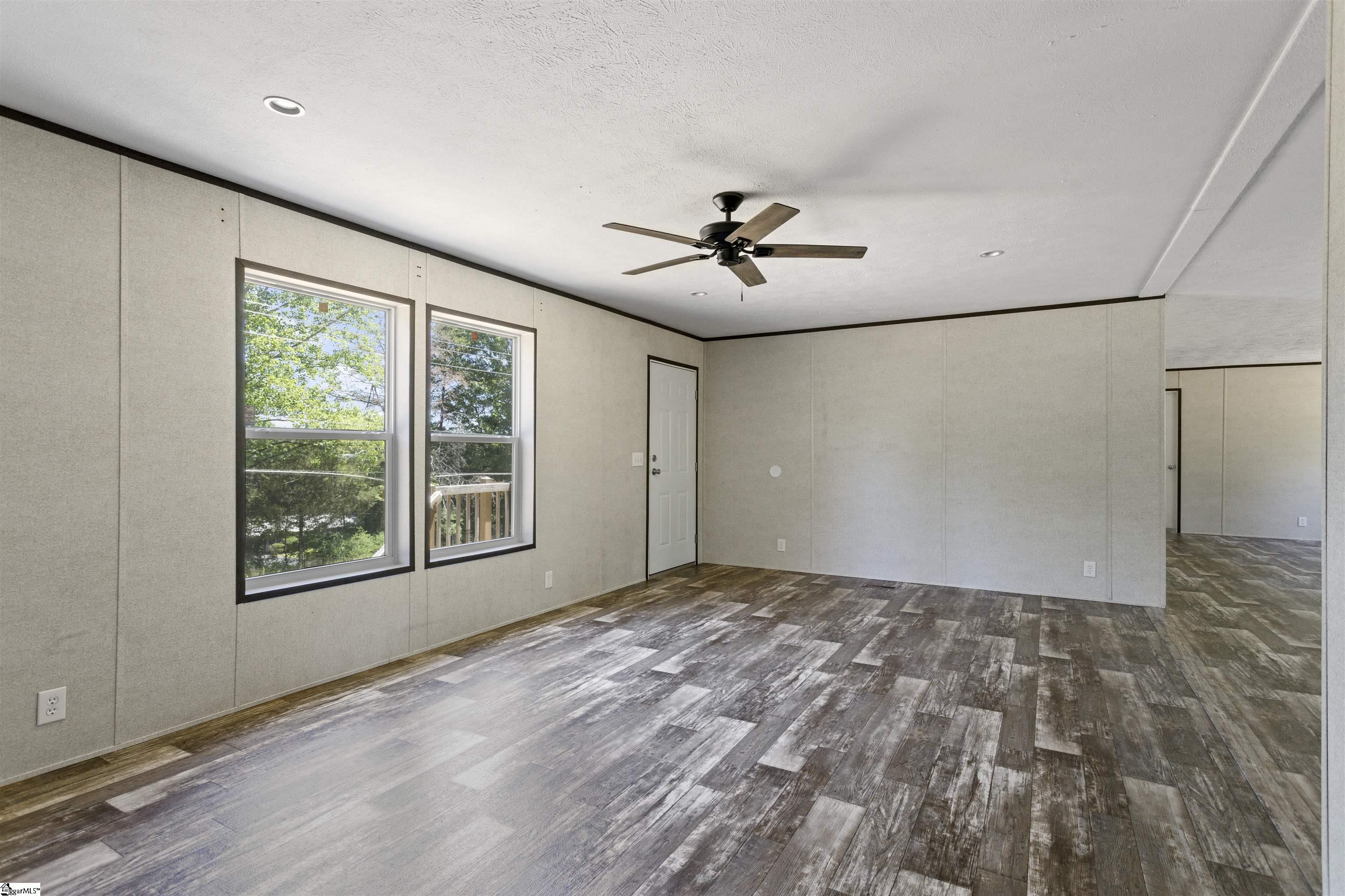 103 Hideaway Court Easley, SC 29640 - Photo 13 of 16